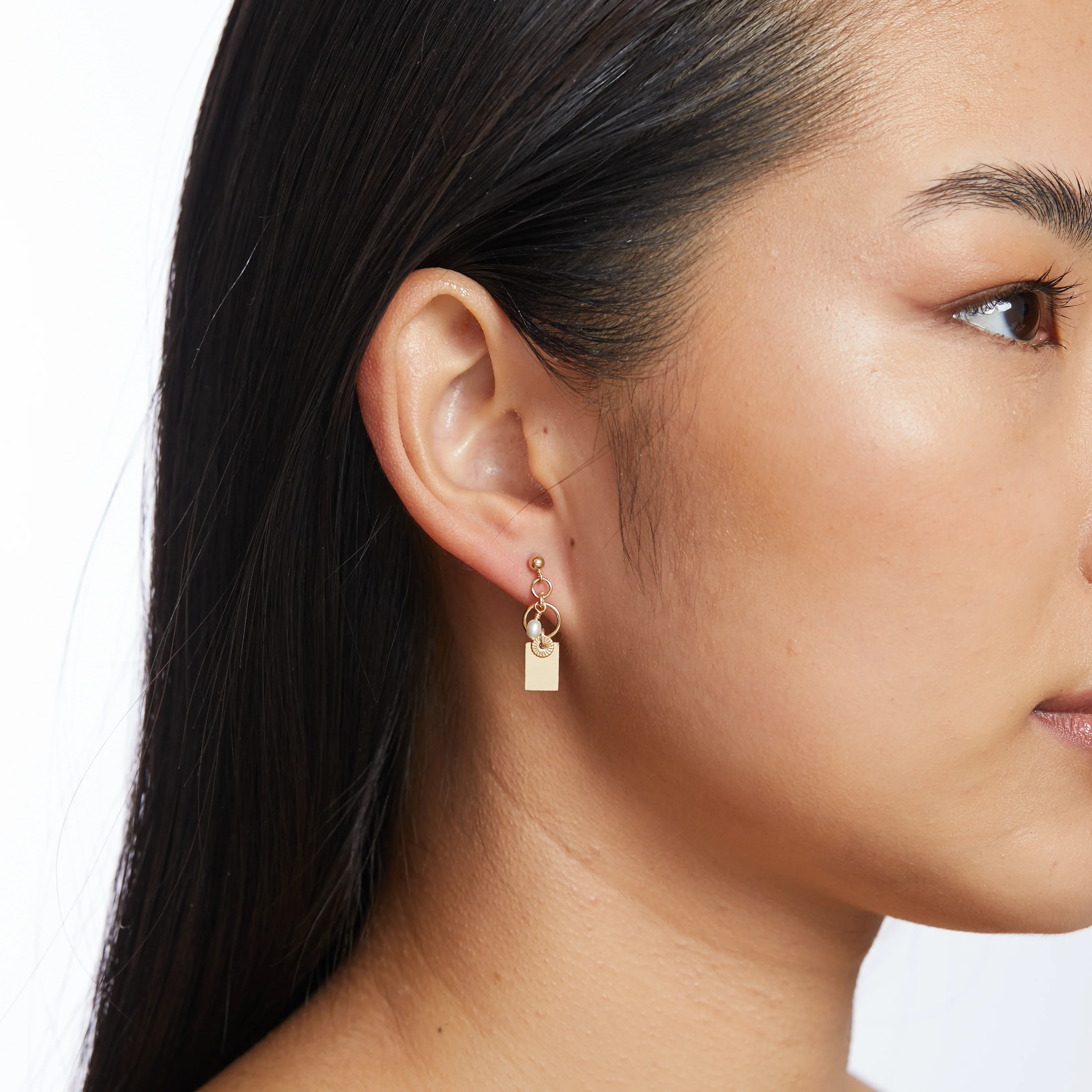 Indy Freshwater Pearl Earrings - Gold - Image 2