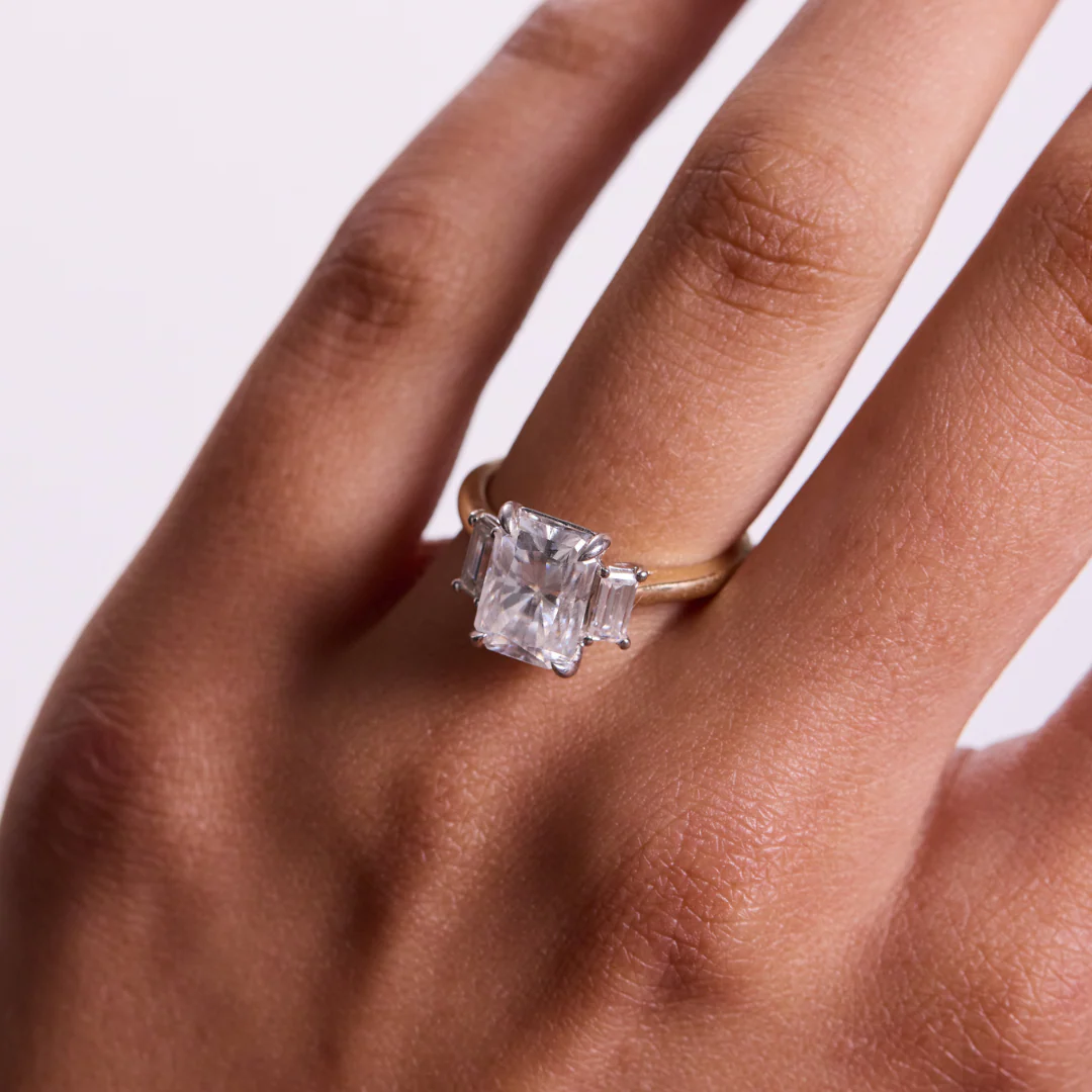 Lila Engagement Ring - Yellow Gold - Image 2