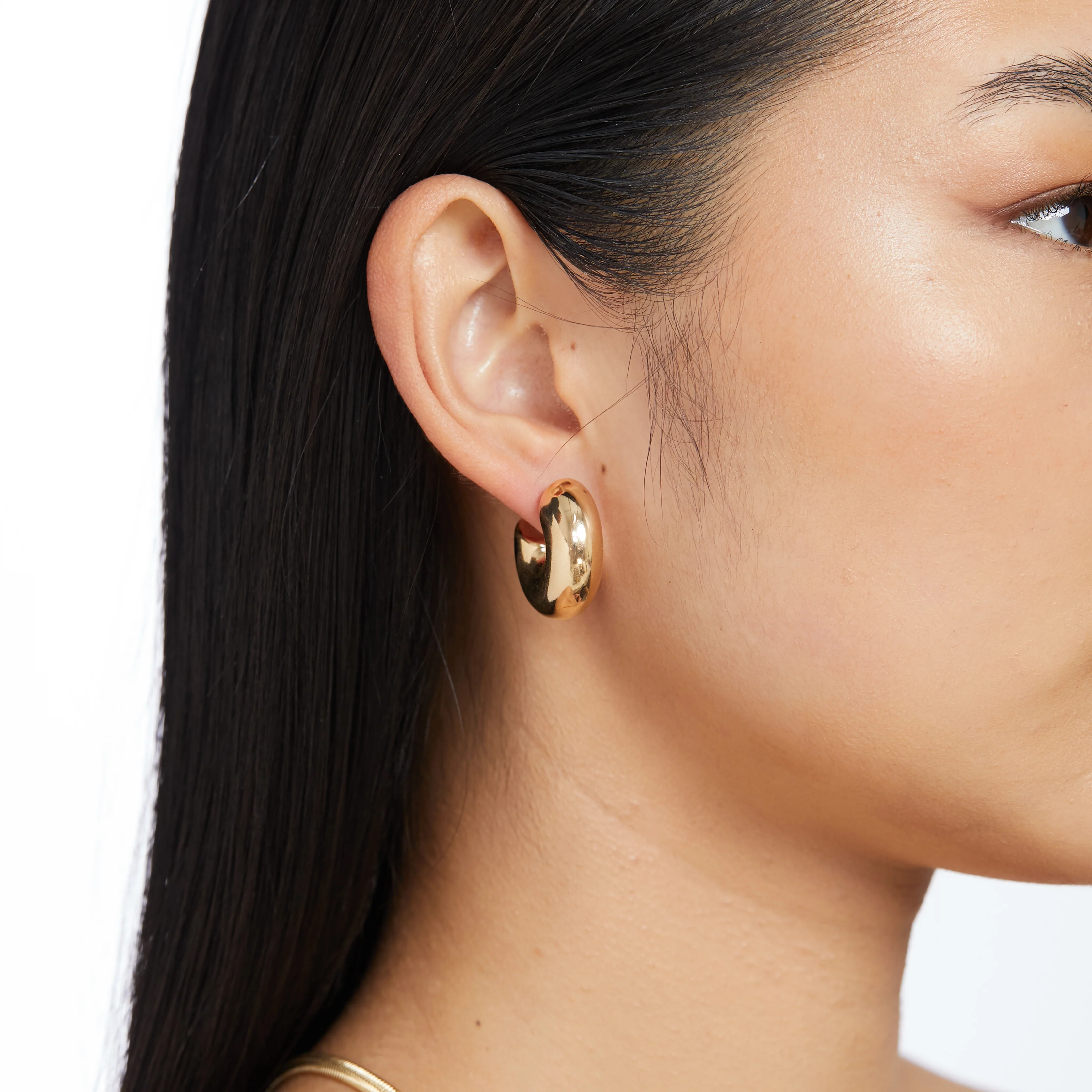 Lottie Hoop Earrings 25mm - Gold - Image 2