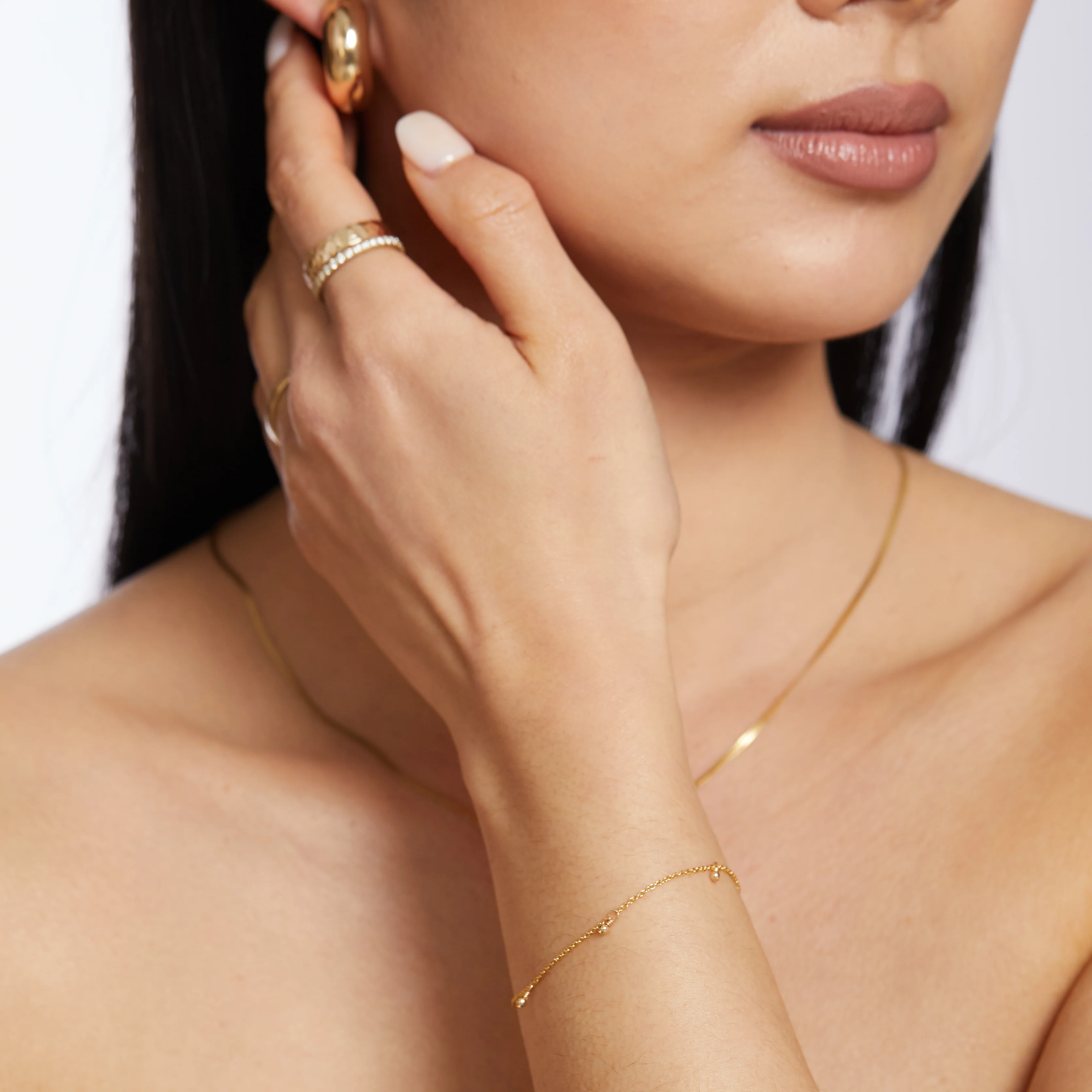 Prim Beaded Bracelet - Gold - Image 2