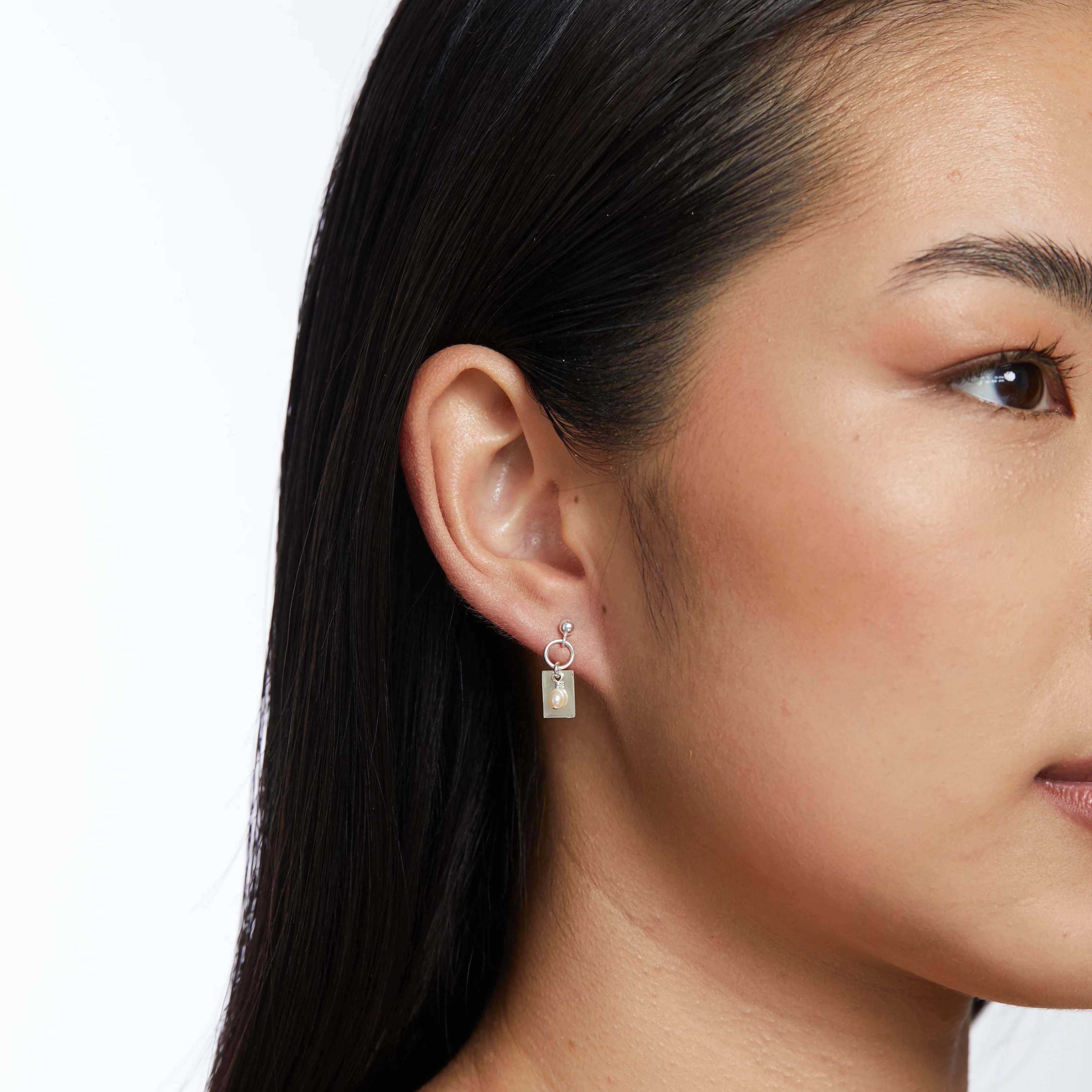 Tara Freshwater Pearl Earrings - Silver - Image 2