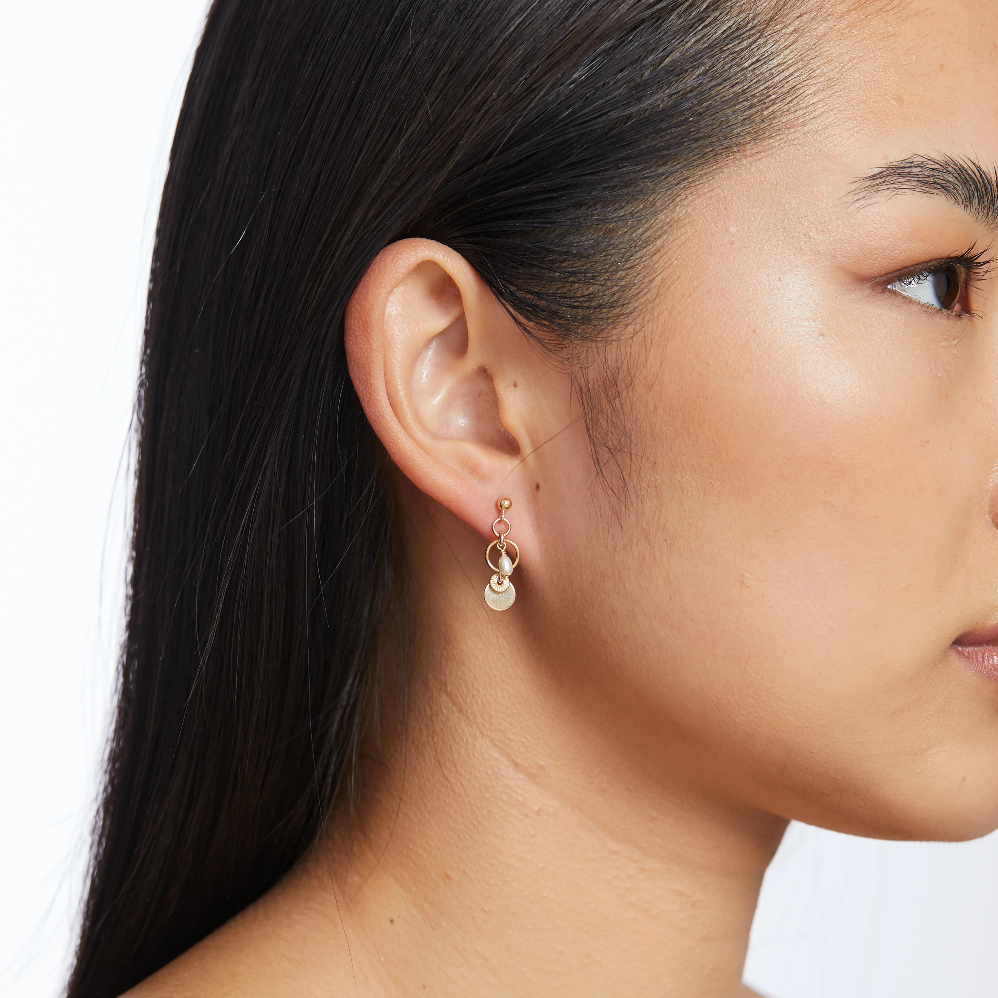 Tilly Freshwater Pearl Earrings - Gold - Image 4