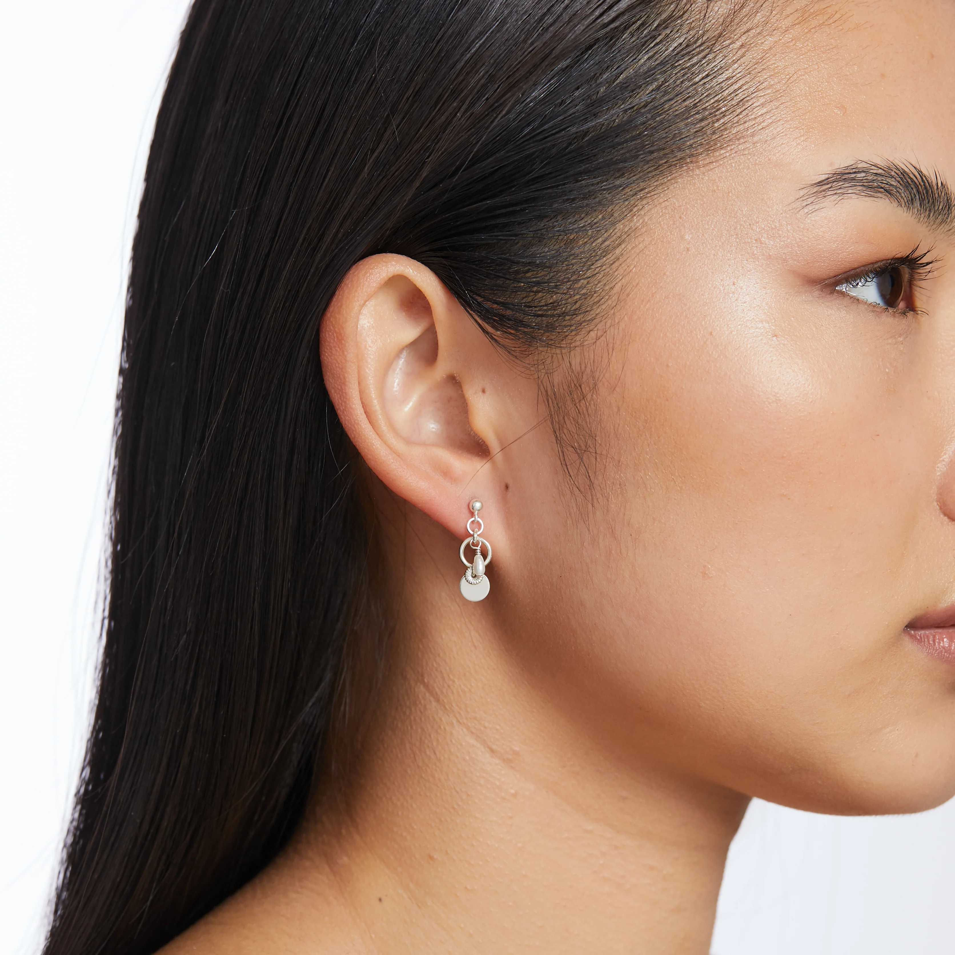 Tilly Freshwater Pearl Earrings - Silver - Image 2